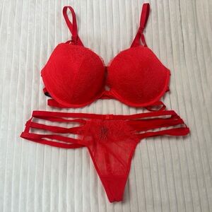 Victoria’s Secret Push up Elegant Red Lace Lingerie Set